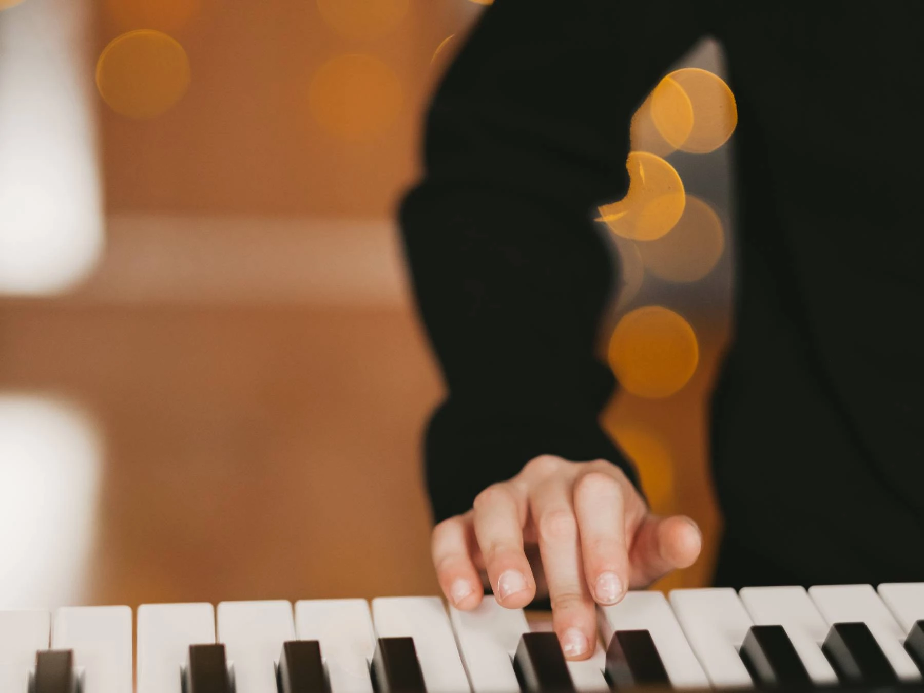 Conferencia gratuita: Enseñanza Musical en España