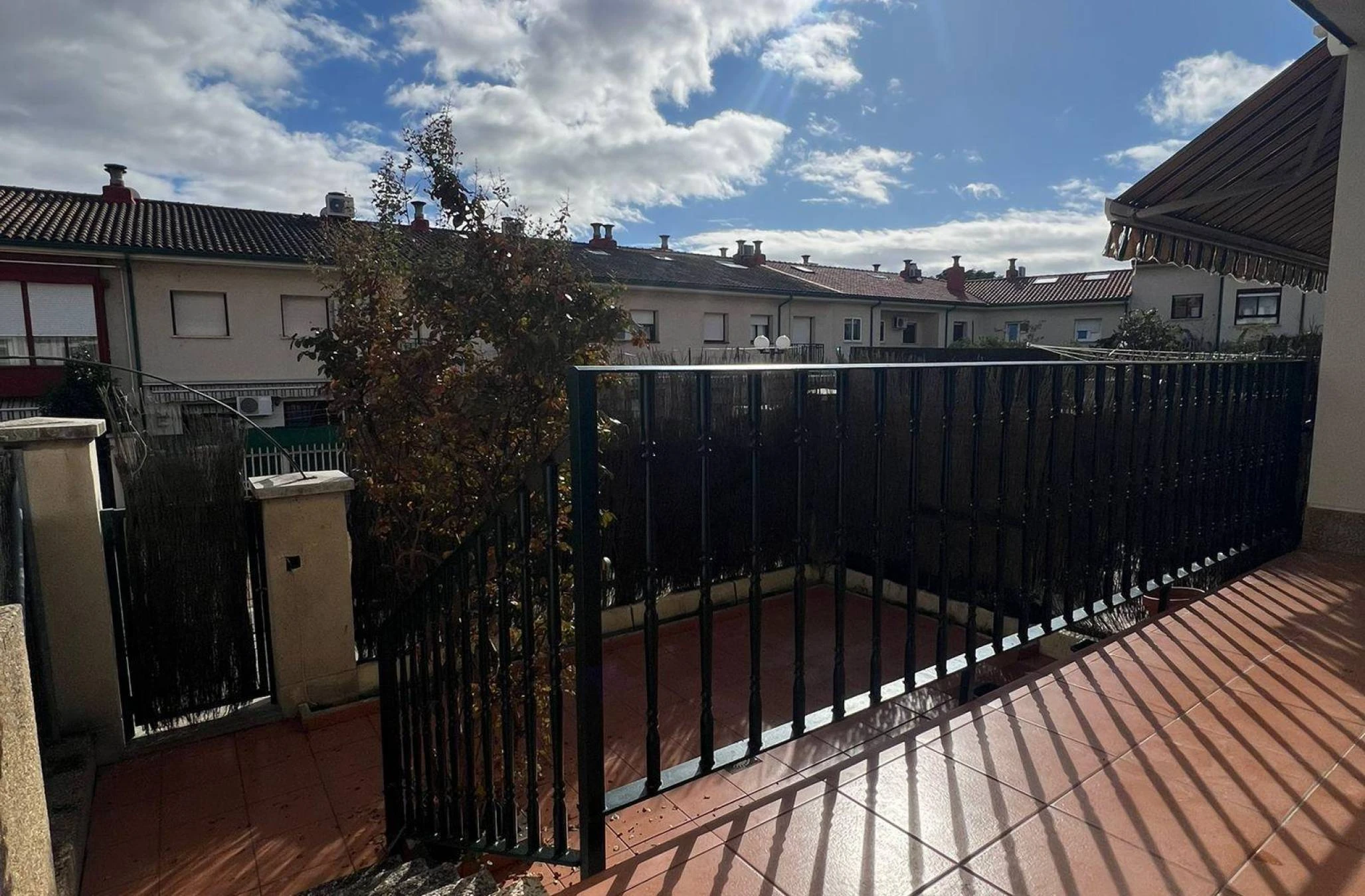 IDEAL PARA COMENZAR TU NEGOCIO